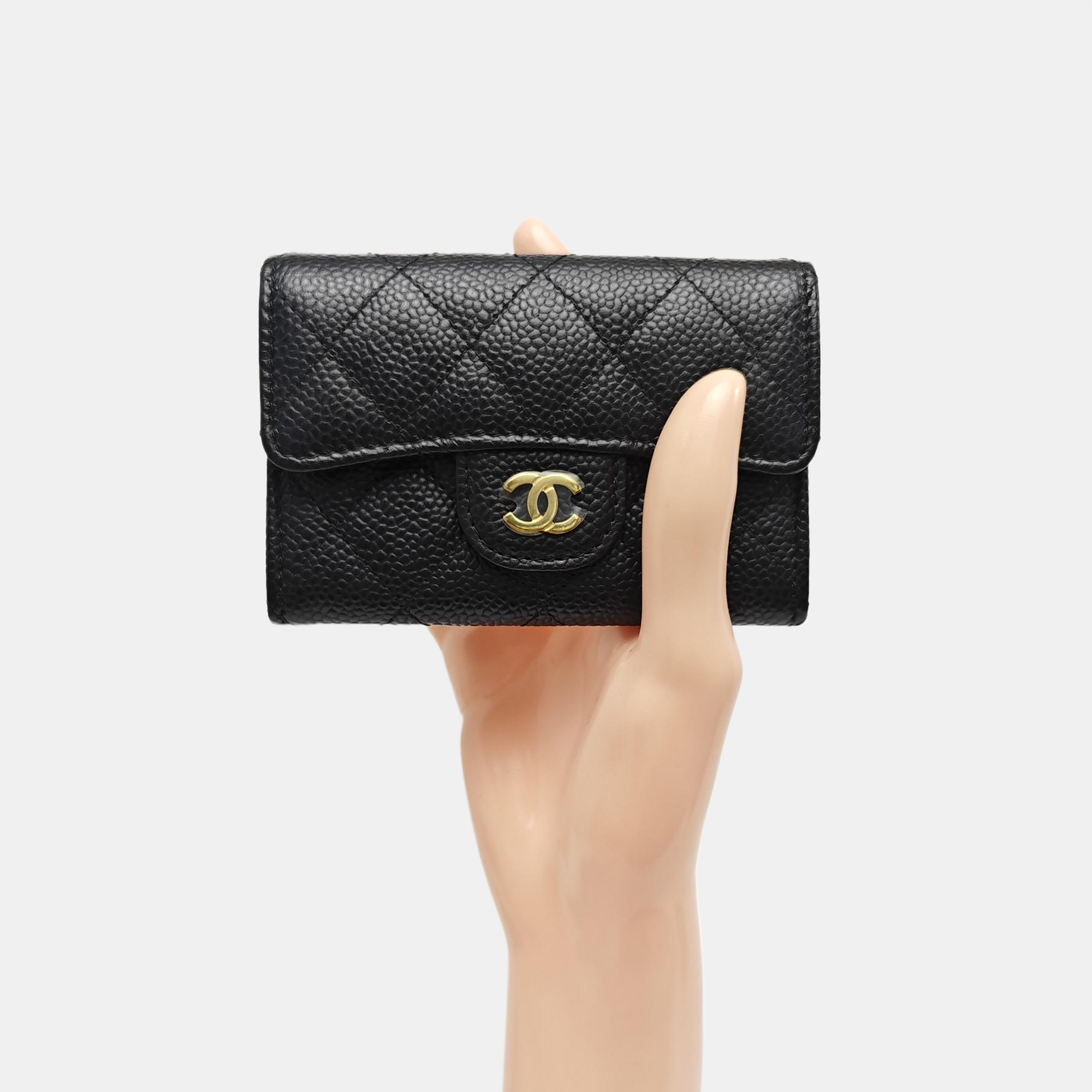 CLASSIC FLAP Quilted Grained Calfskin Black Card Holder