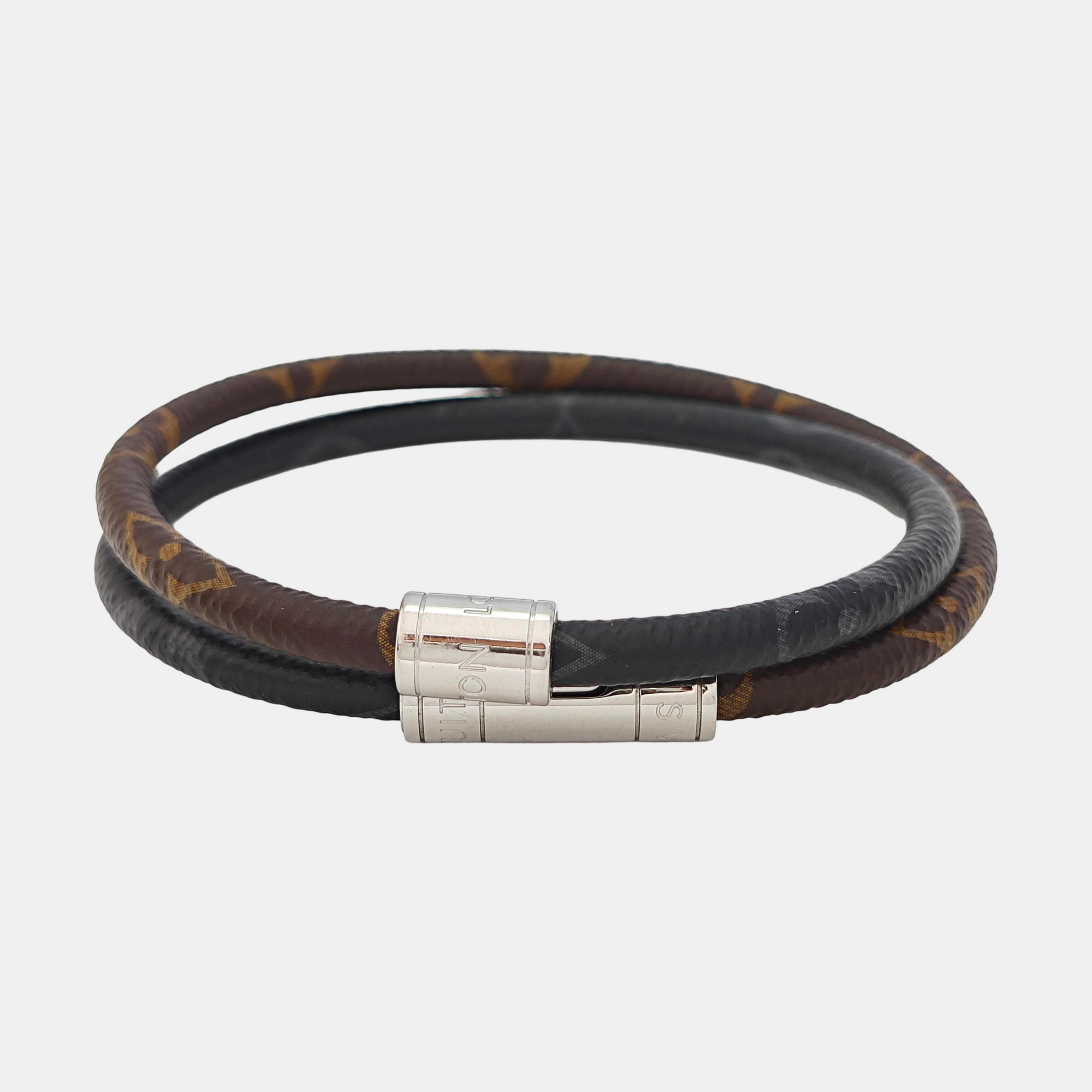 KEEP IT Metal Black Bangle