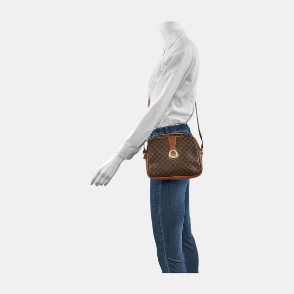 Authenticated pre-owned  MACADAM BLASON TRIOMPHE Coated Canvas Brown - Shoulder Bag at Looply
