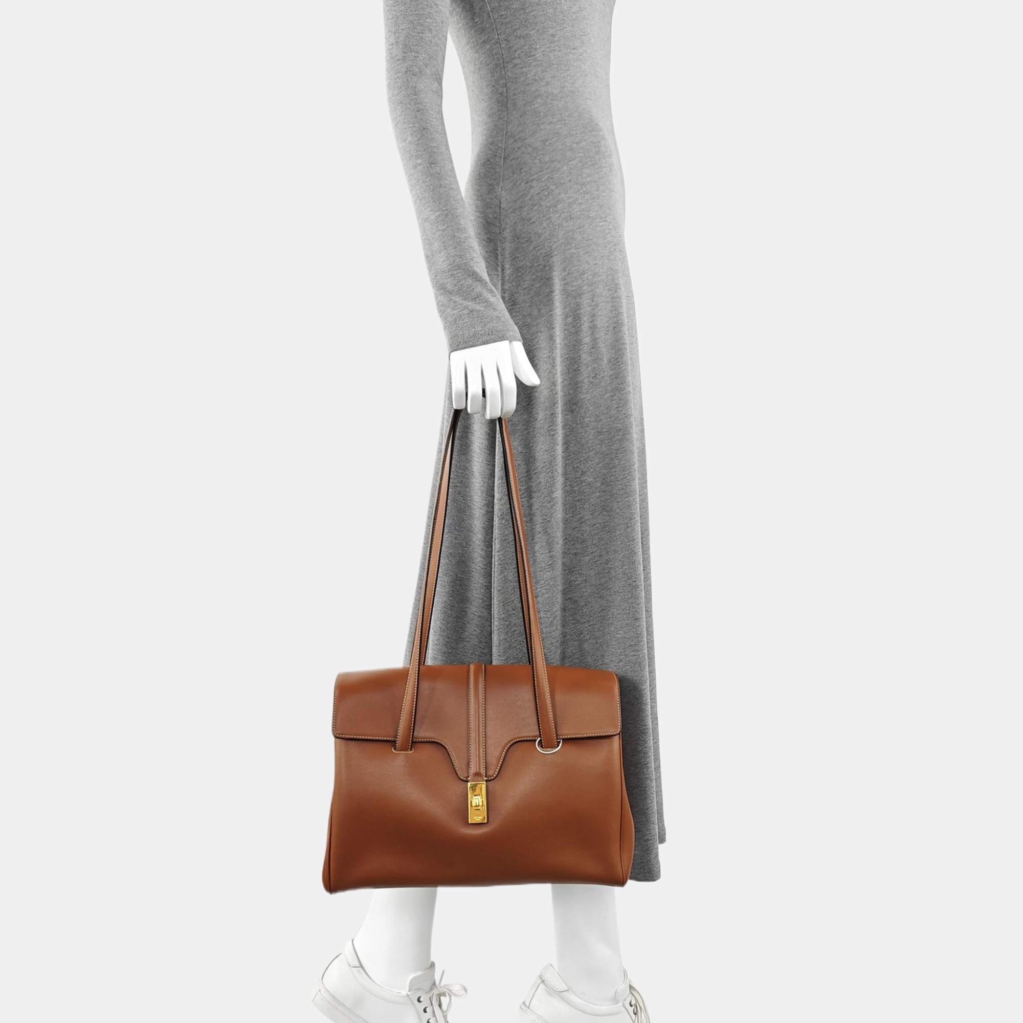 16 Medium Calfskin Brown