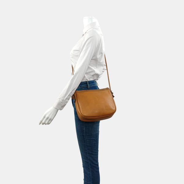 T Pouch Leather Brown
