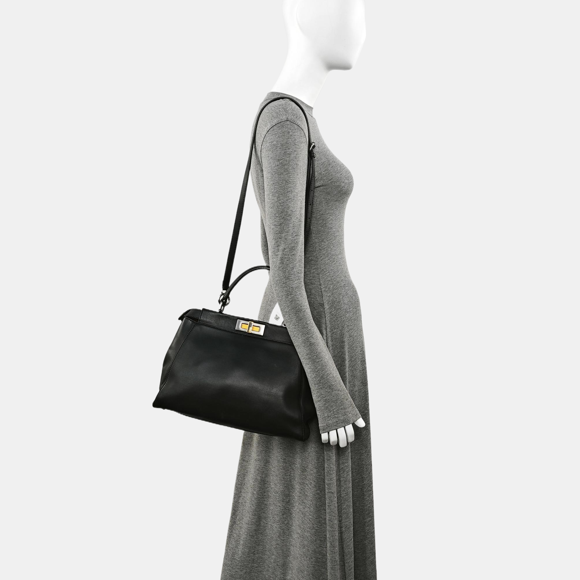 Peekaboo Medium Calfskin Black