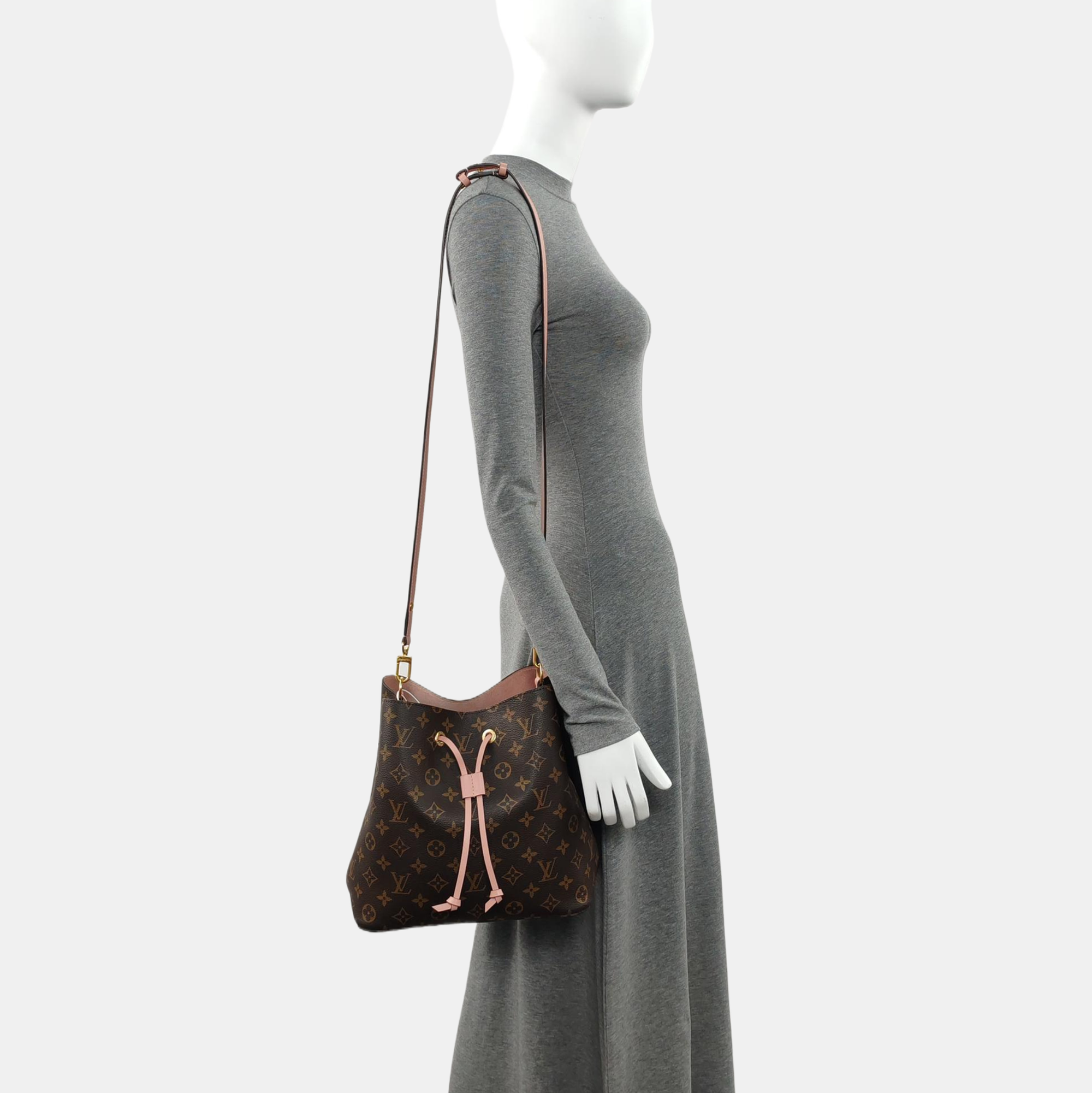 NÉONOÉ MM Monogram Coated Canvas Brown