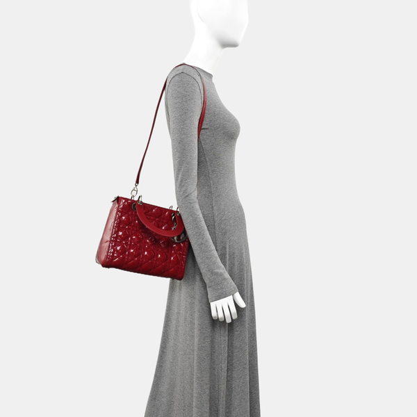 Lady Dior Medium Cannage Patent Leather Red