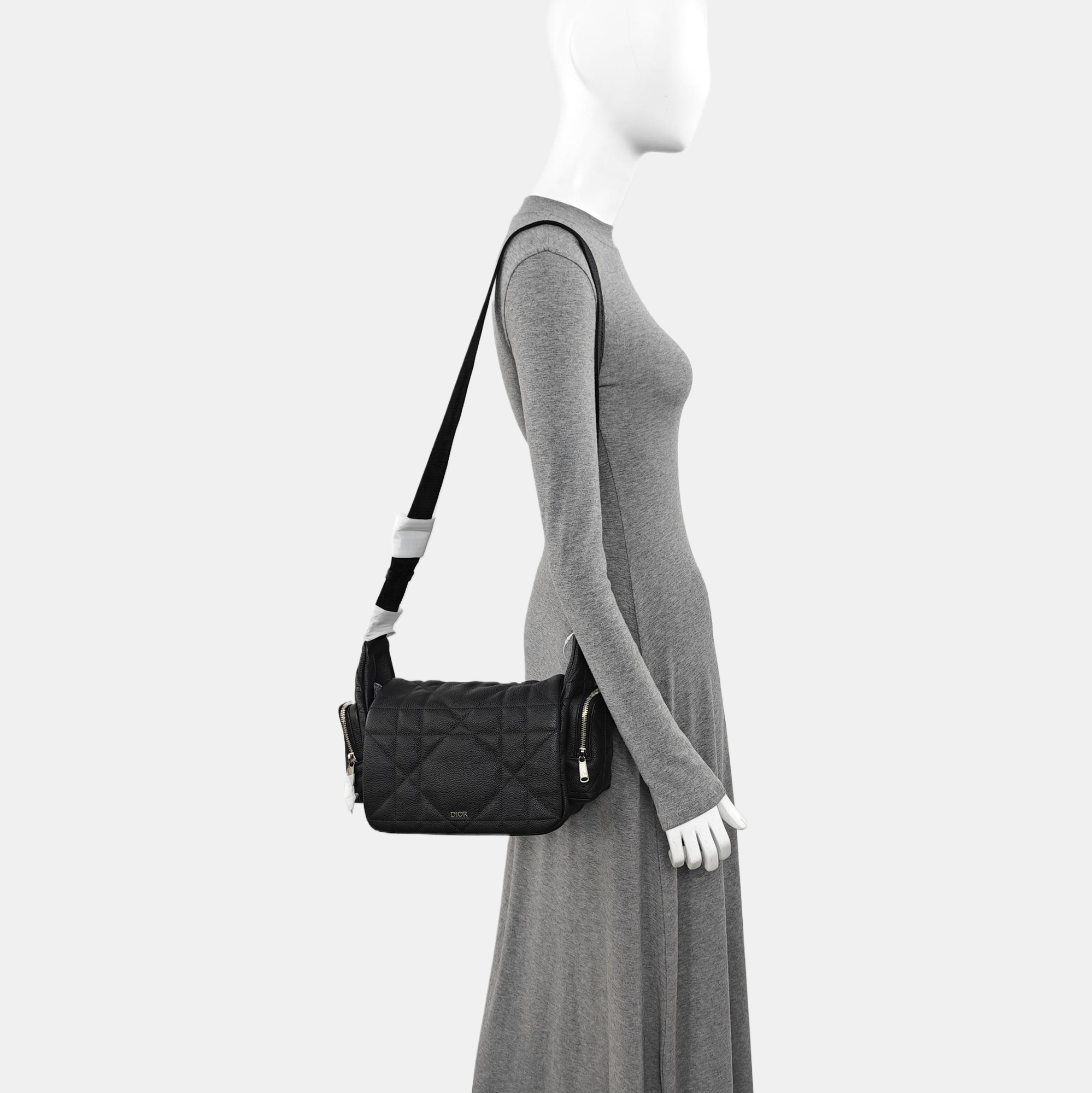 Cannage Calfskin Shoulder Bag Black