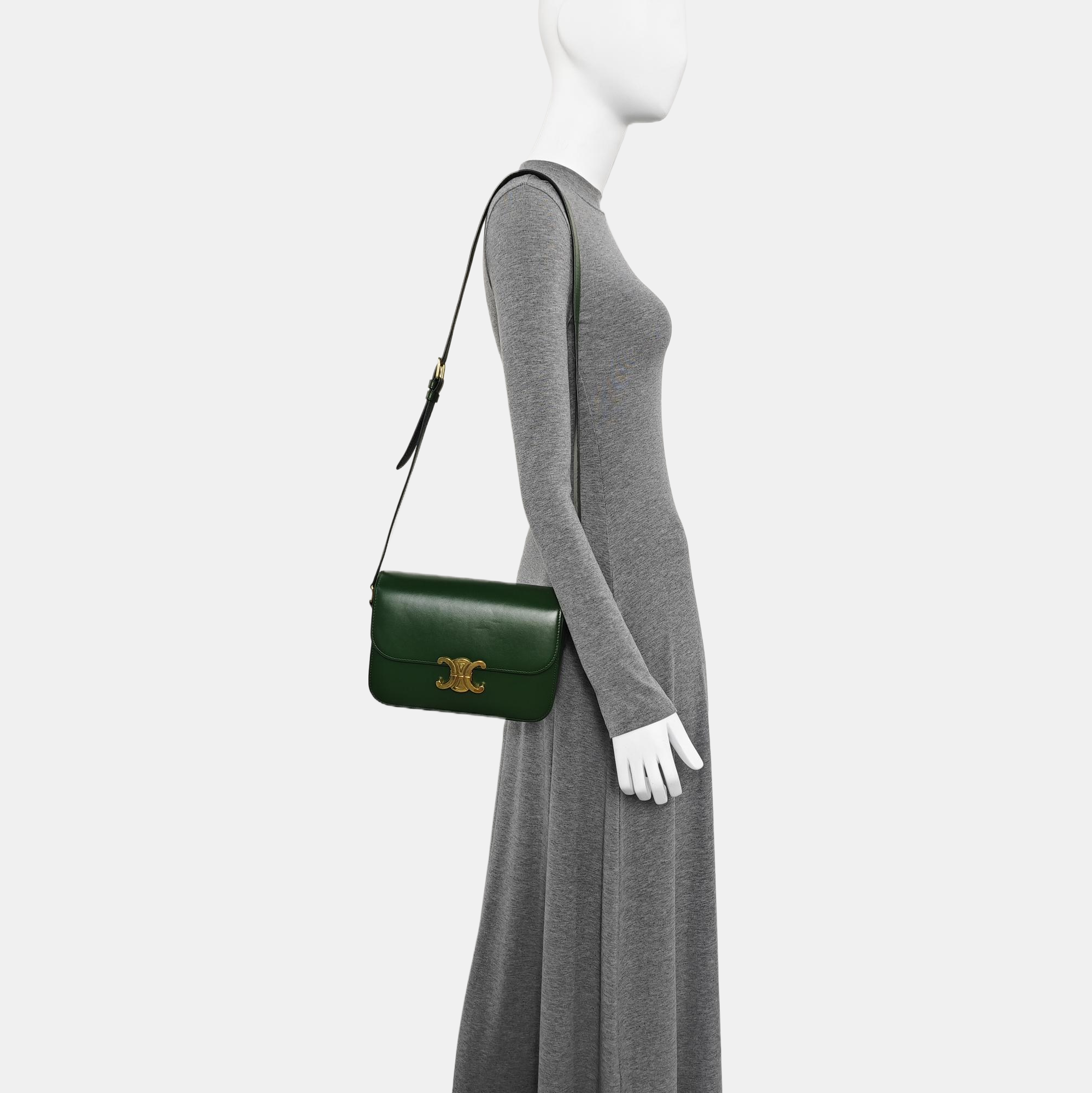 TRIOMPHE Medium Calfskin Green