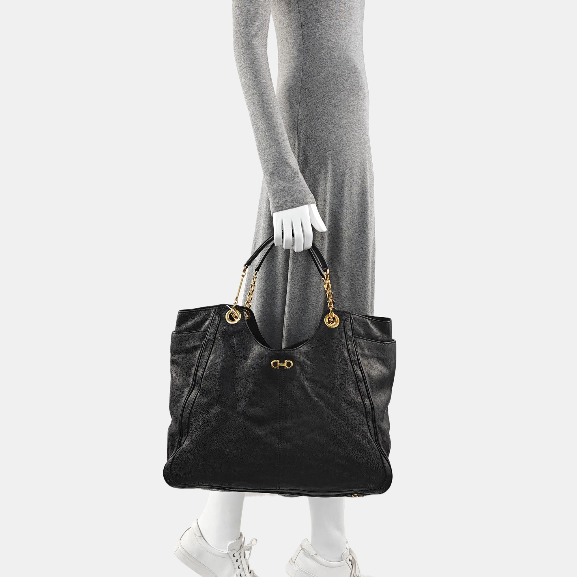 Betulla Large Calfskin Black