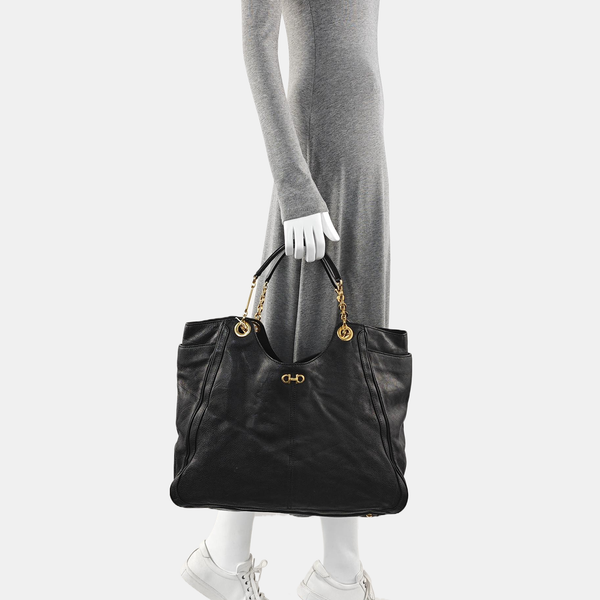 Betulla Large Calfskin Black
