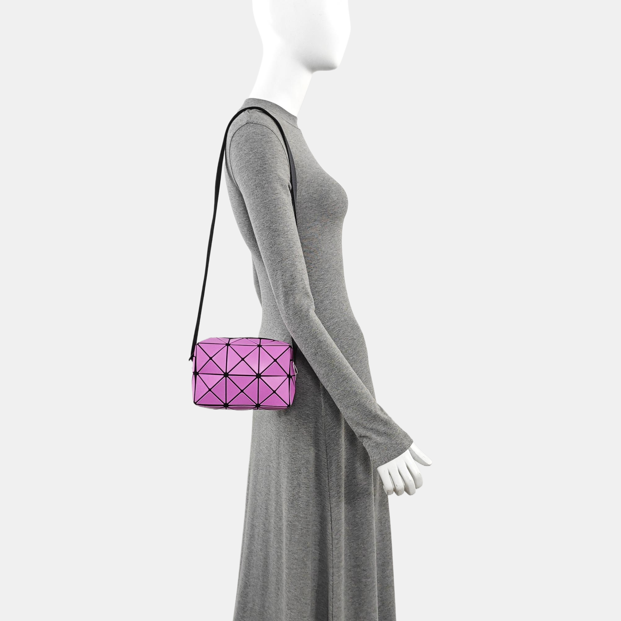 Special Material Shoulder Bag Pink