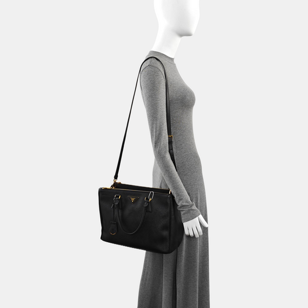 Galleria Medium Saffiano Calfskin Black