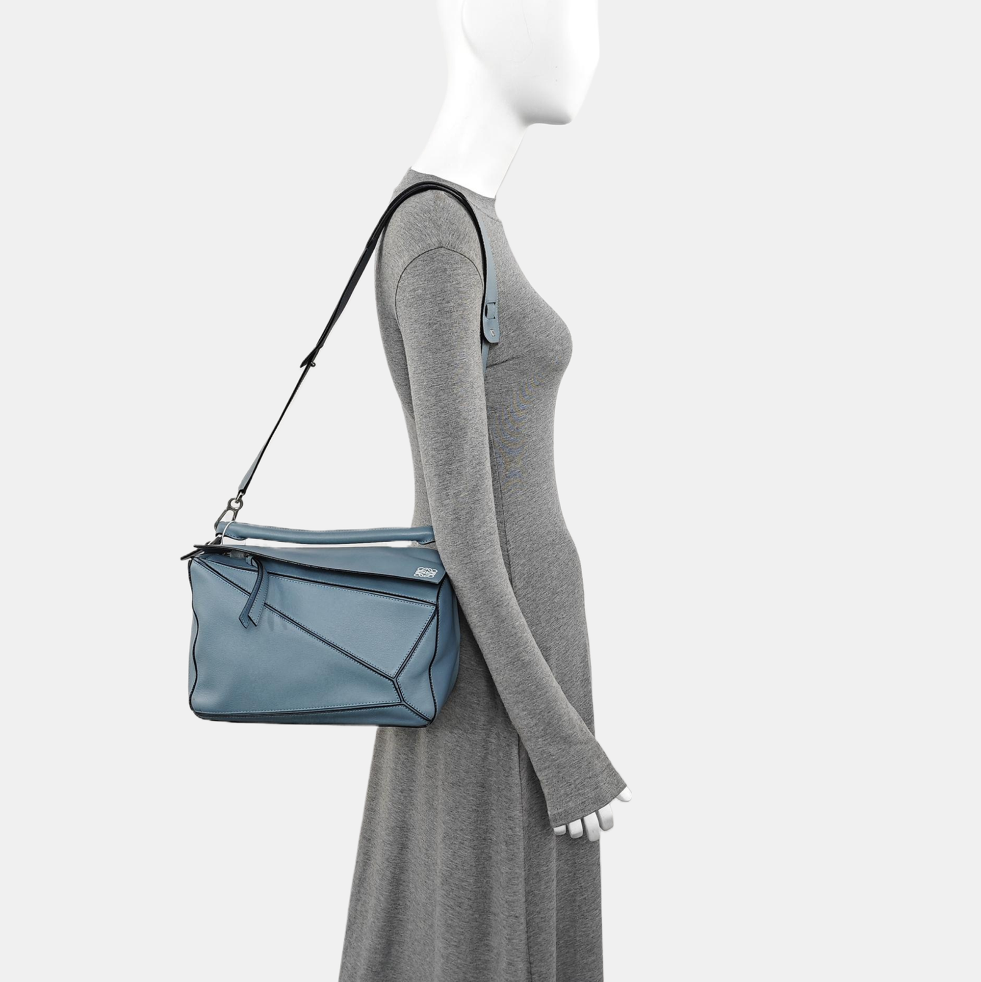 Puzzle Medium Calfskin Blue