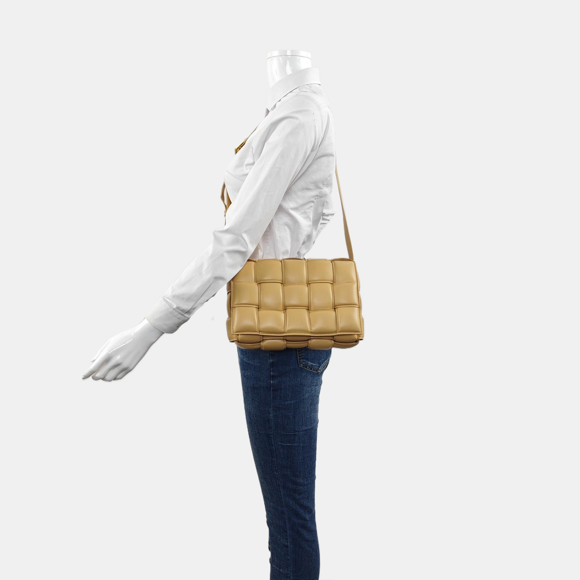 Cassette Medium Lambskin Beige