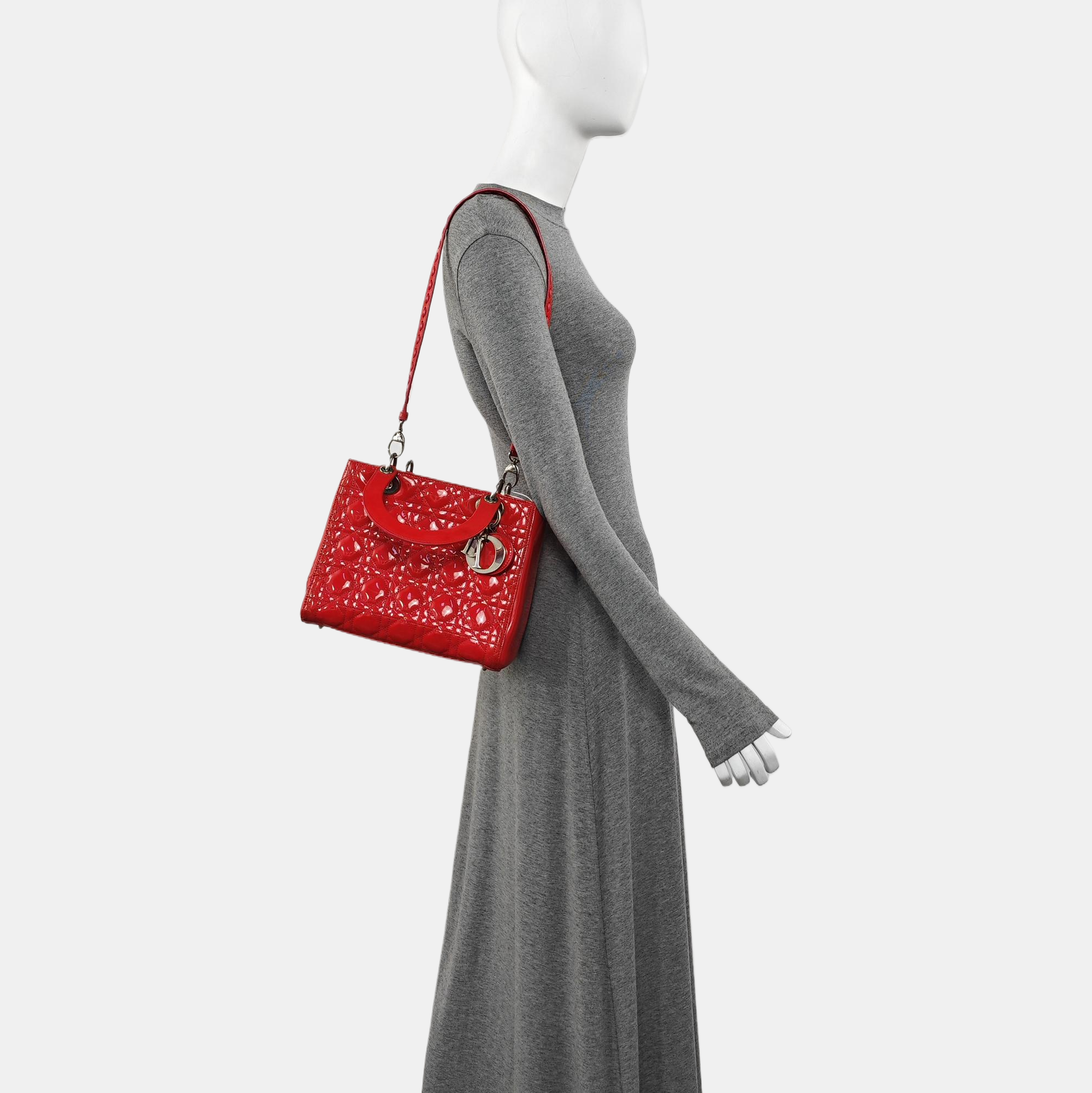 Lady Dior Medium Cannage Patent Leather Red