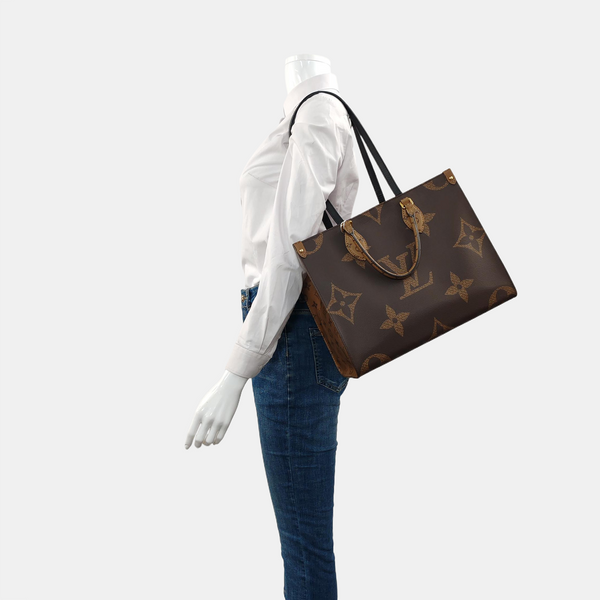 Authenticated pre-owned  ONTHEGO MM Monogram Coated Canvas Brown - Tote Bag at Looply