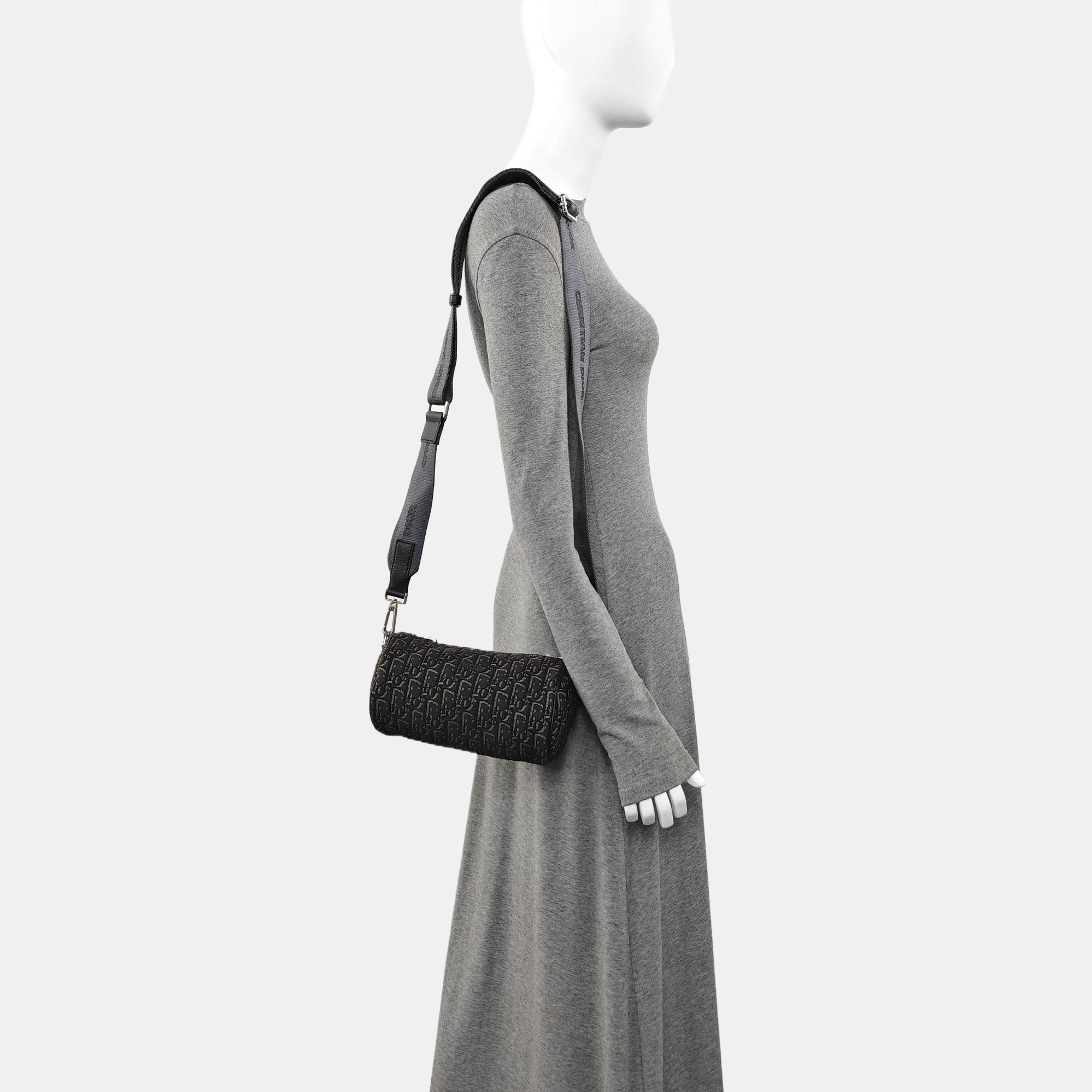 Roller Oblique Canvas Black