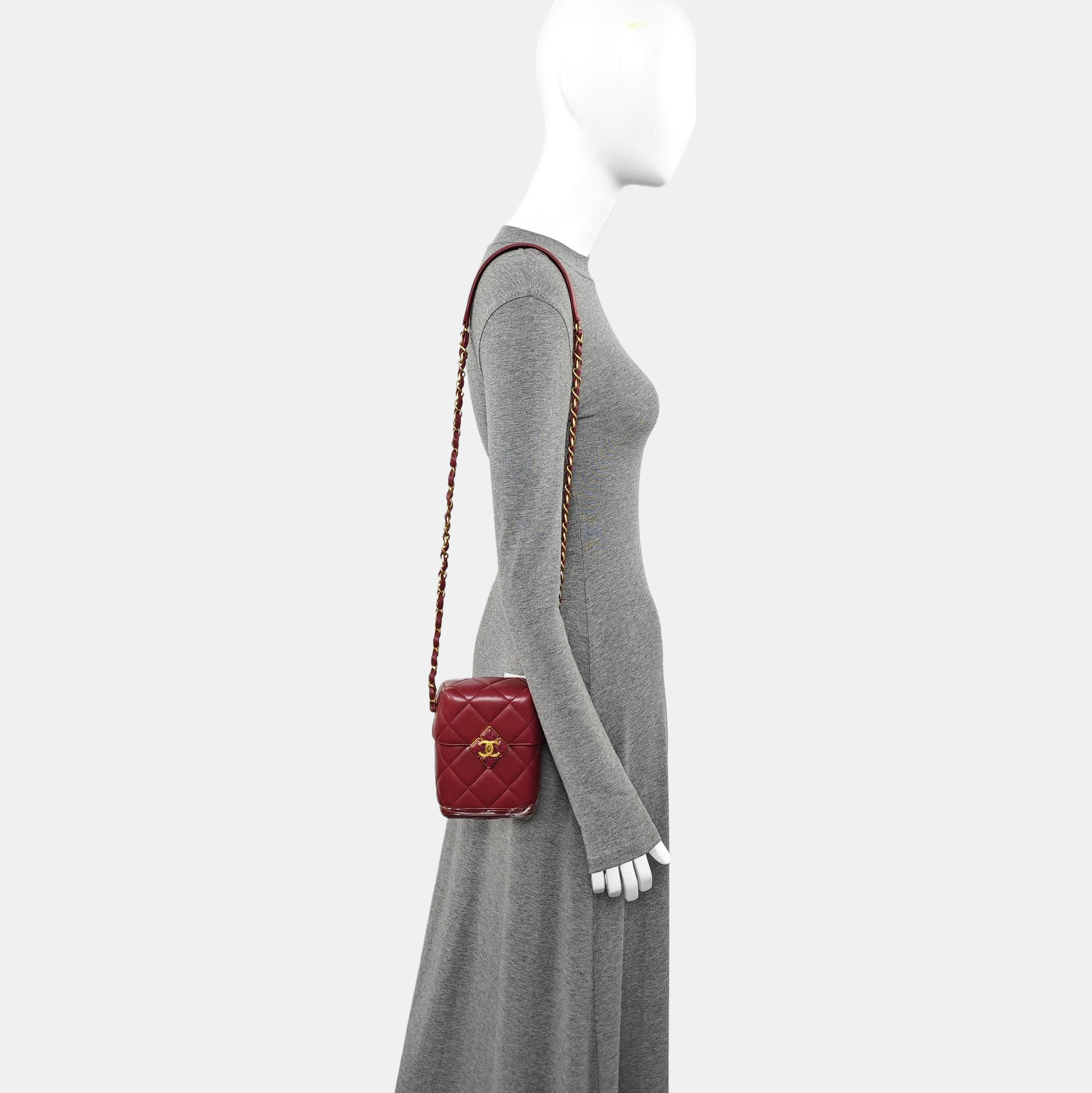 Quilted Lambskin Shoulder Bag Red