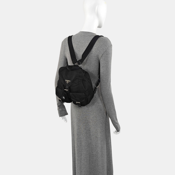 Vela Small Nylon Black