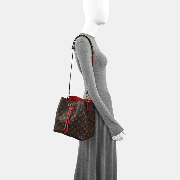 NÉONOÉ MM Monogram Coated Canvas Brown