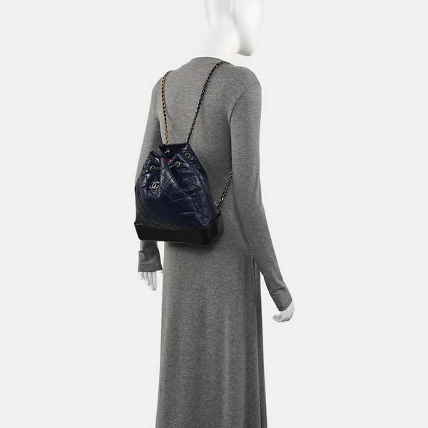 GABRIELLE Medium Quilted Calfskin Blue