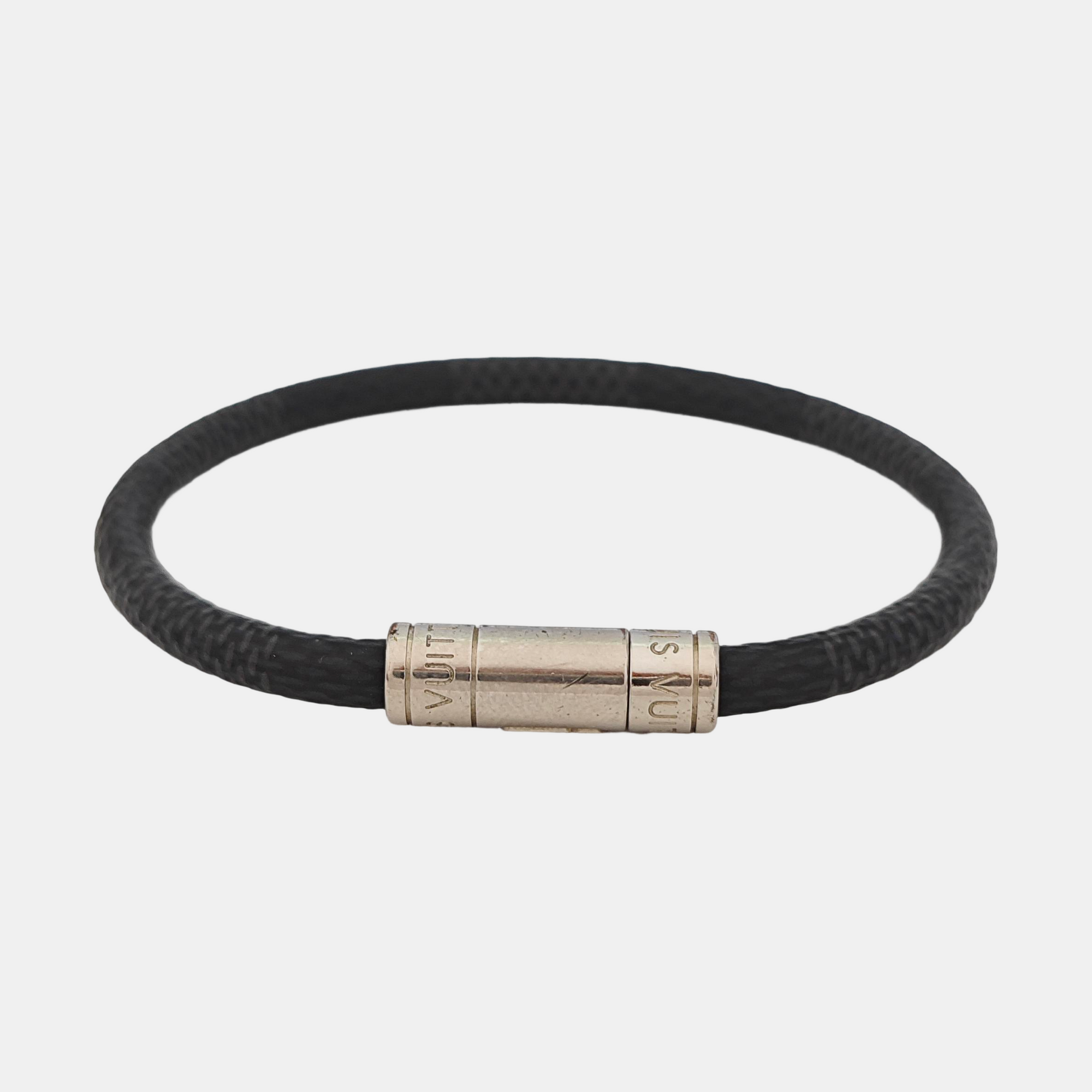 KEEP IT Metal Black Bangle