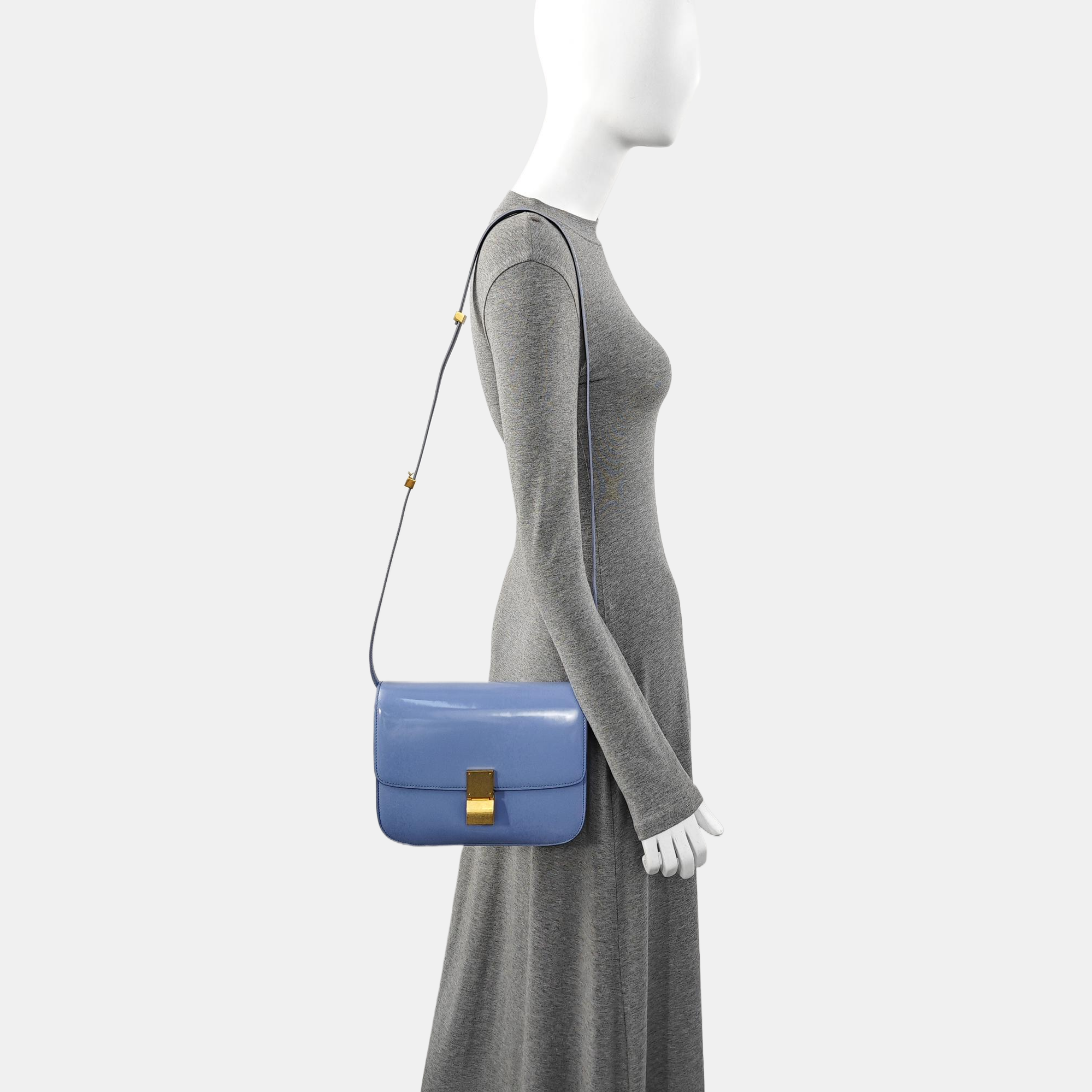 Authenticated pre-owned  CLASSIC BOX Medium Calfskin Blue - Shoulder Bag at Looply