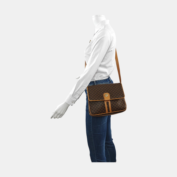 Coated Canvas Brown