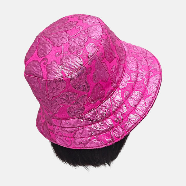 Gorro de nailon rojo