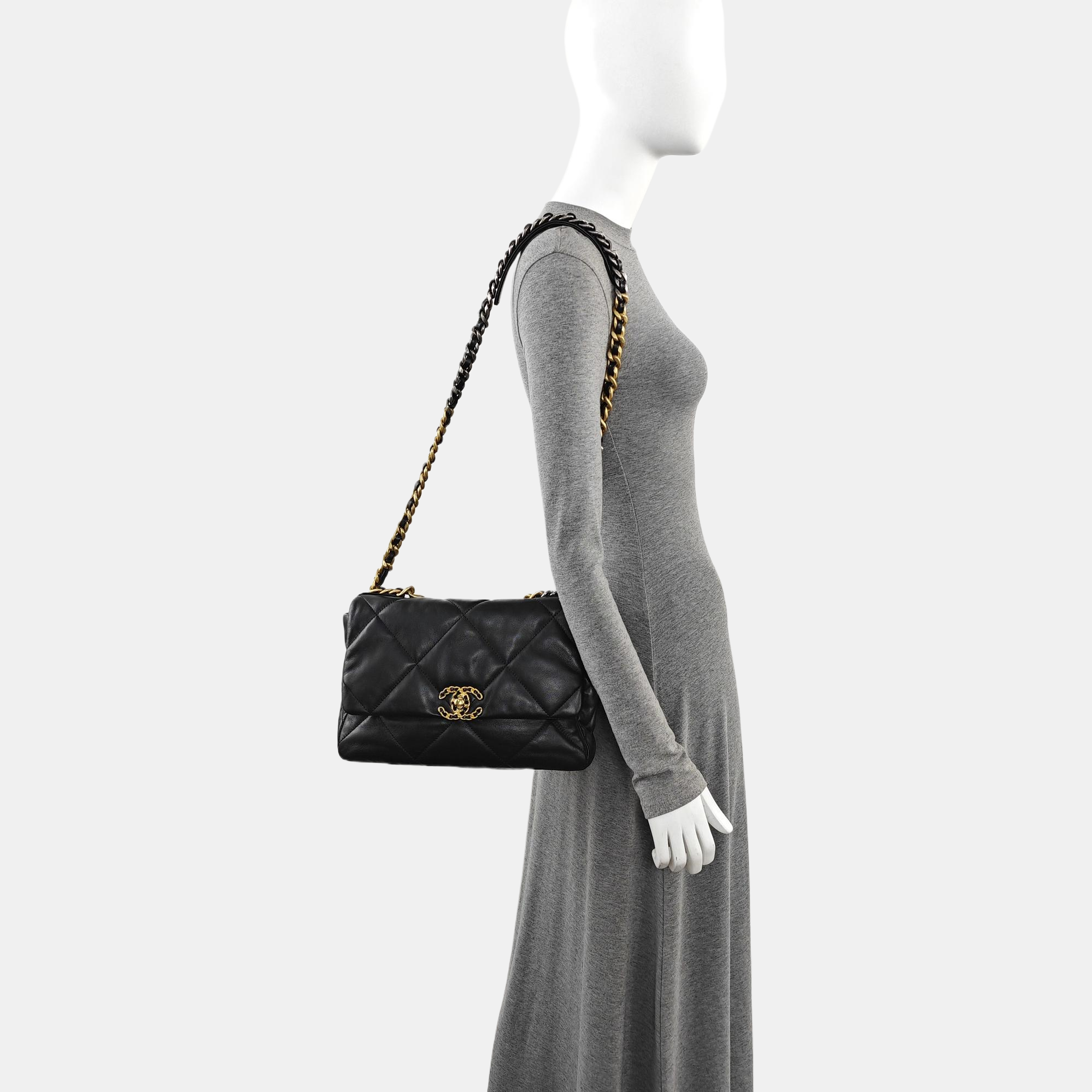 CHANEL 19 Large Quilted Lambskin Black