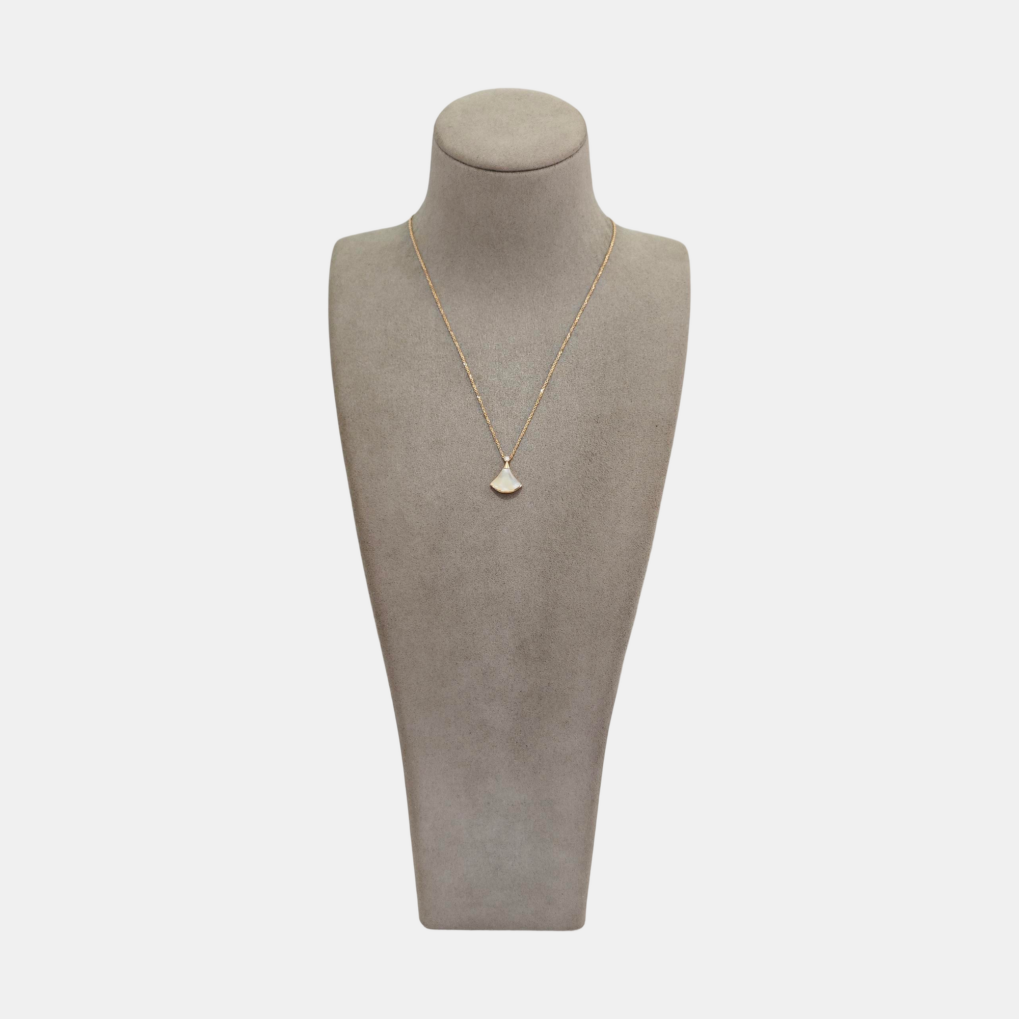 DIVAS' DREAM 18k Rose Gold Necklace