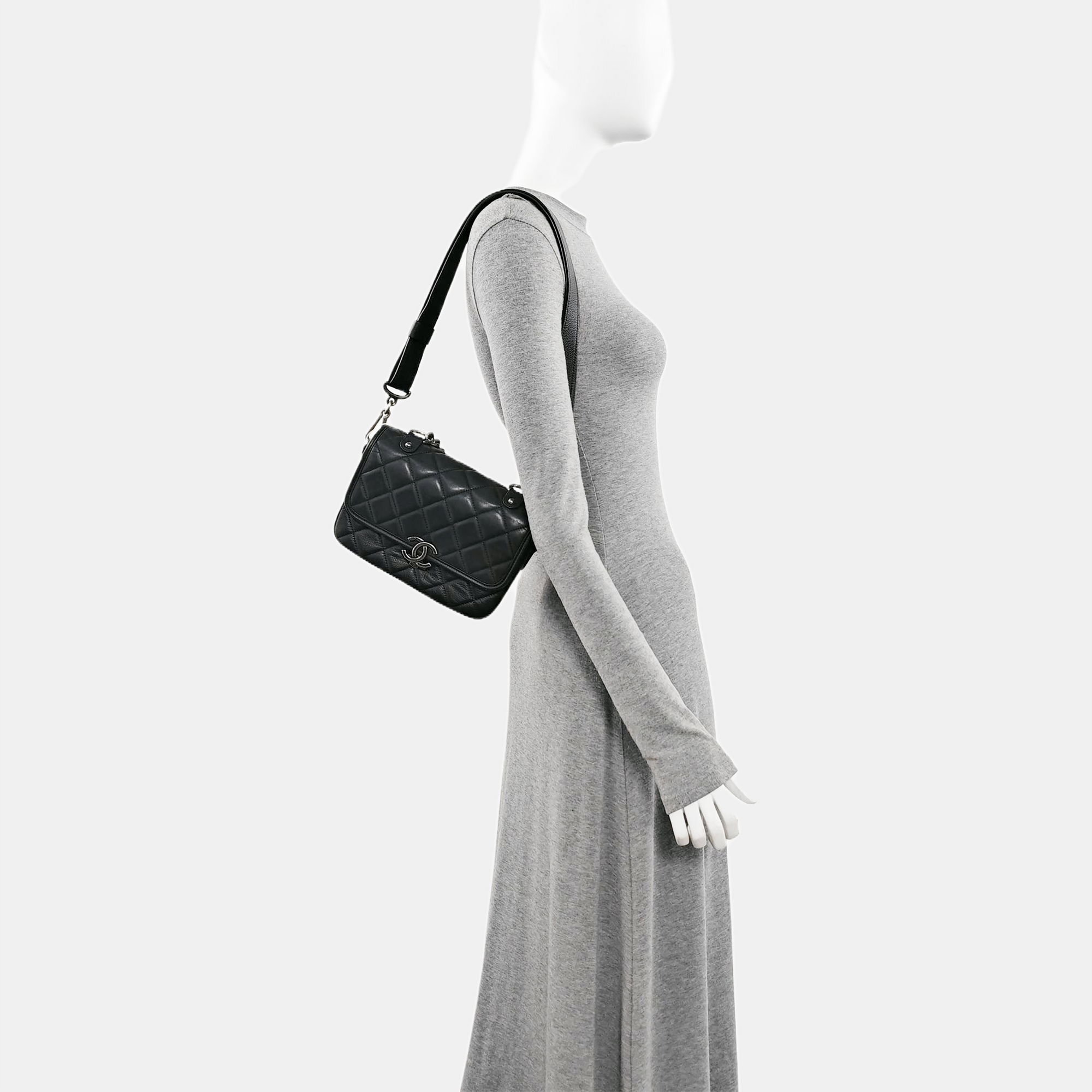 Quilted Calfskin Shoulder Bag Black