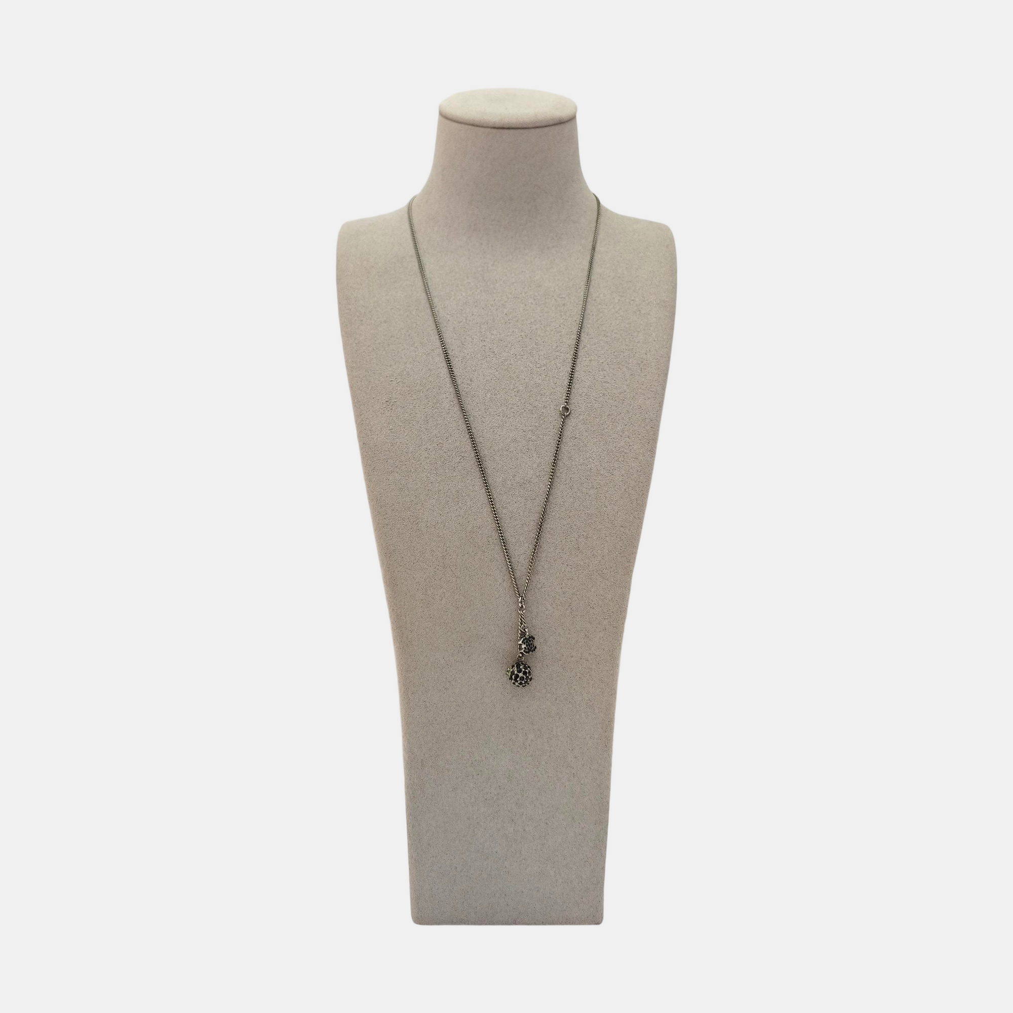 Metal Black Necklace