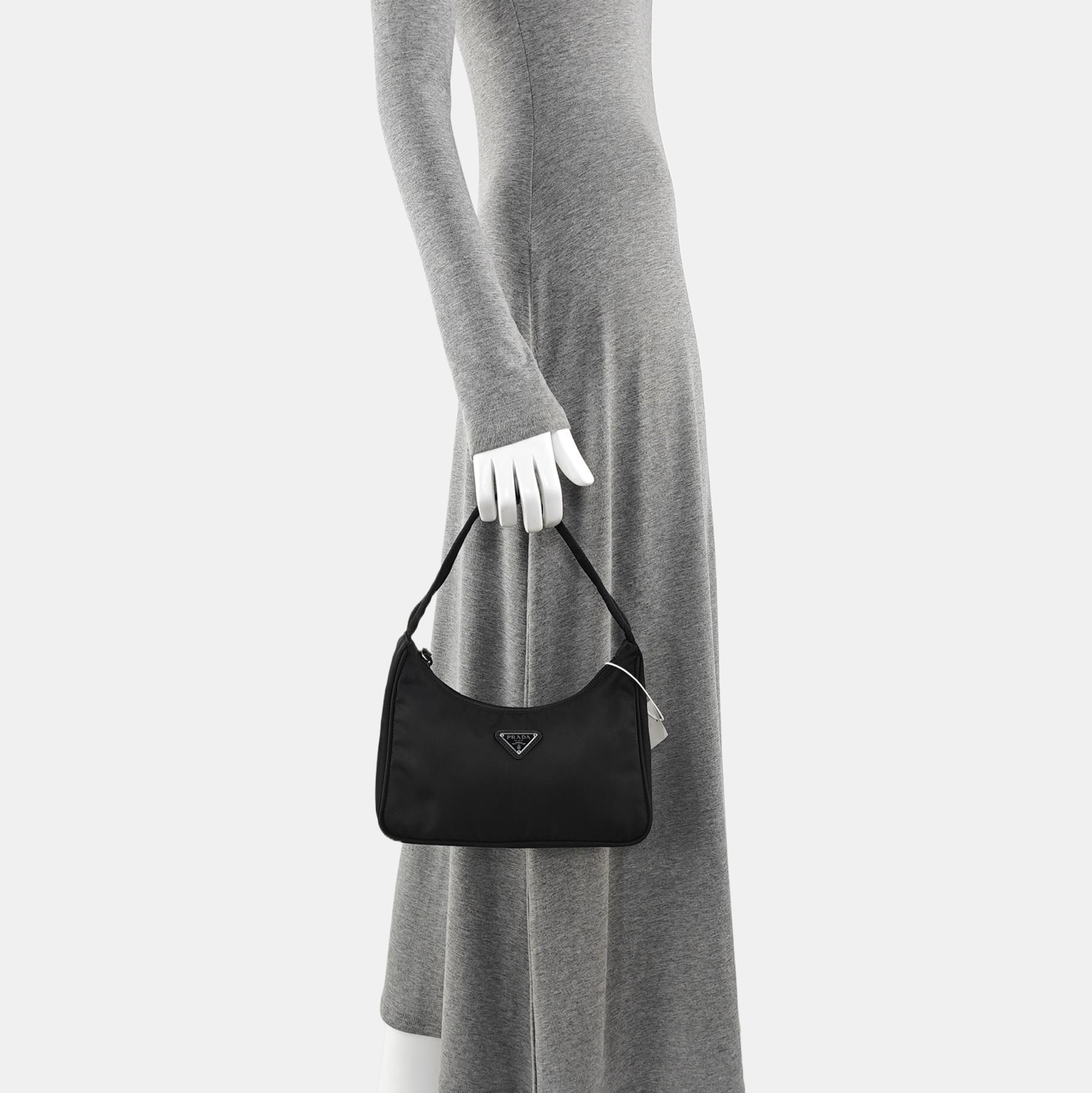 Re-Edition2000 Mini Nylon Black