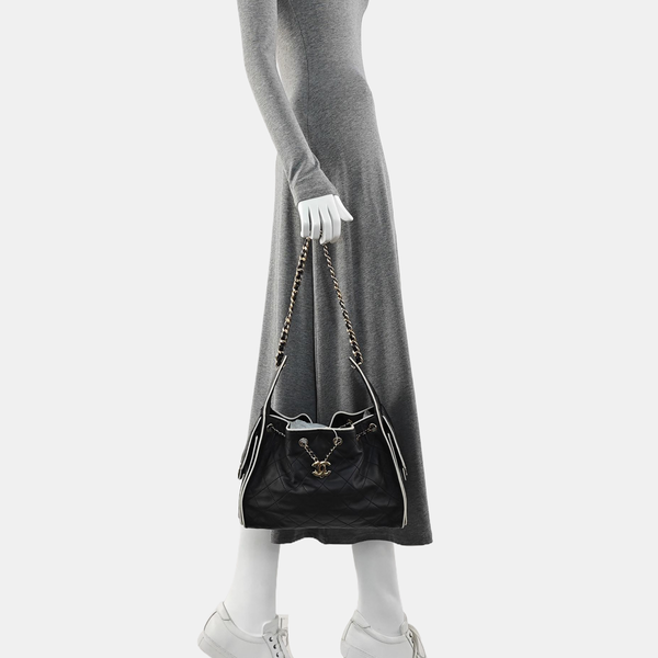 CHANEL 25 Small Quilted Calfskin Black