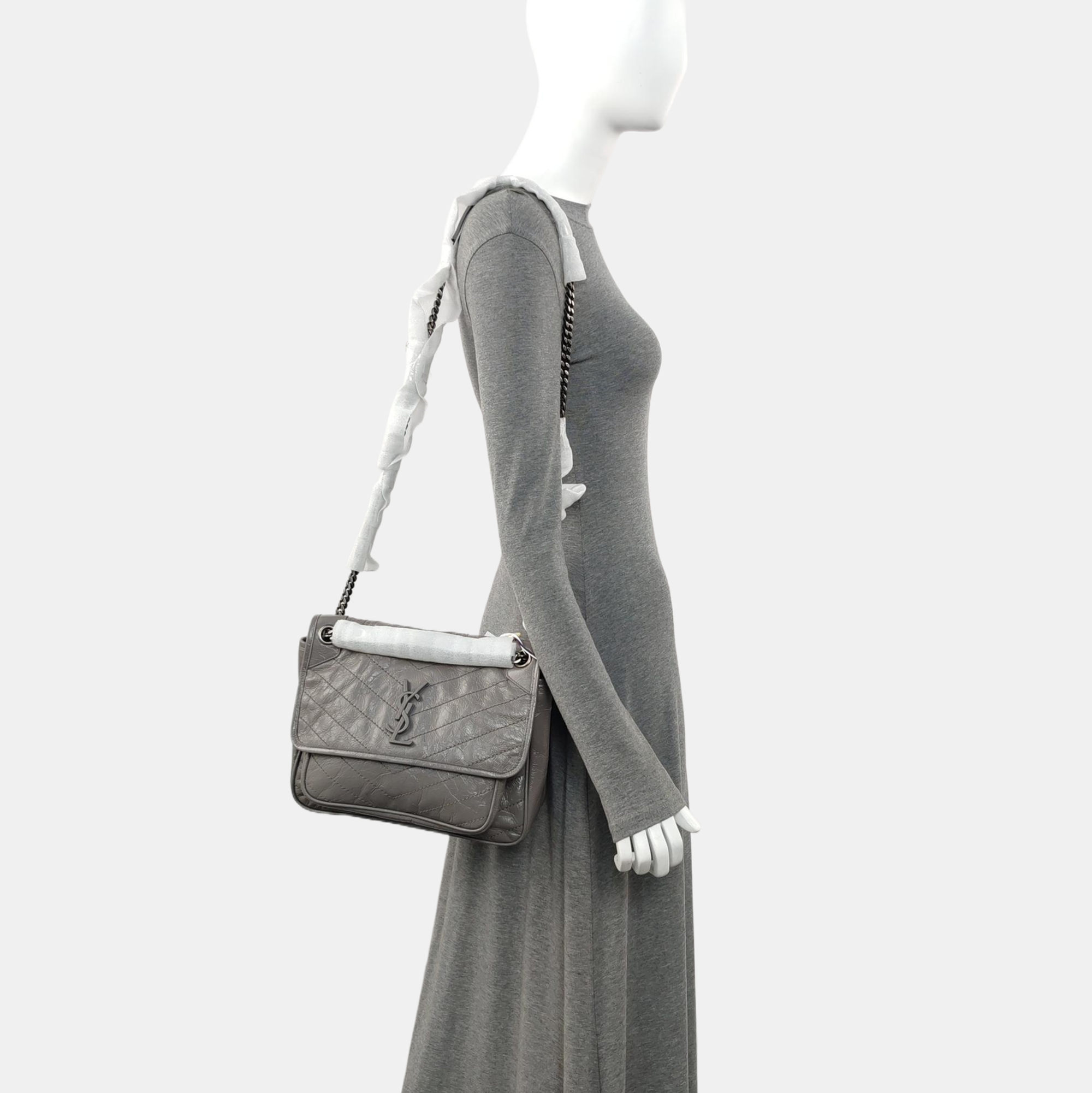 NIKI Medium Chevron Calfskin Gray