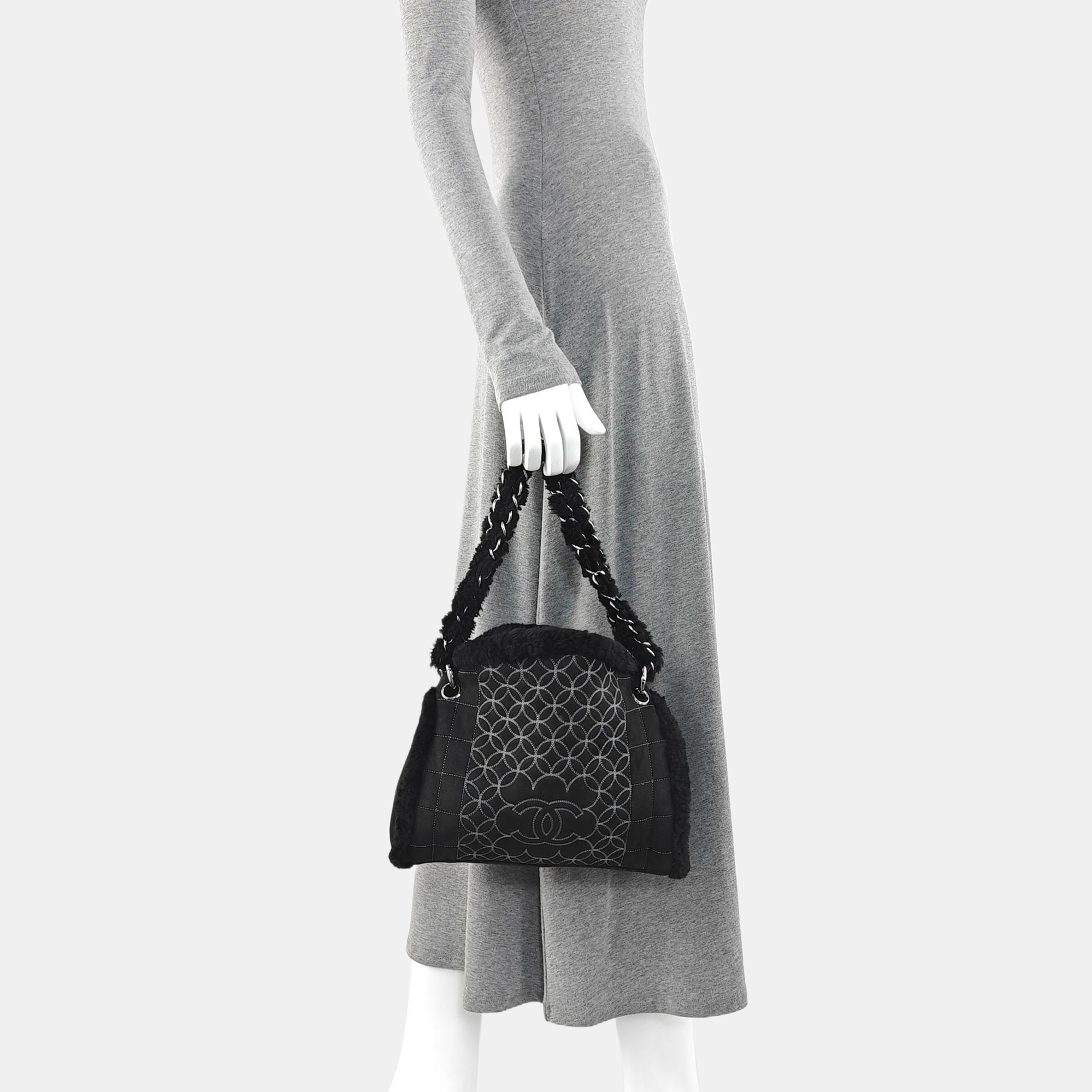 Quilted Fabric Top Handle Bag Black