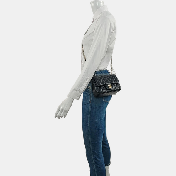 CLASSIC FLAP Mini Quilted Lambskin Black