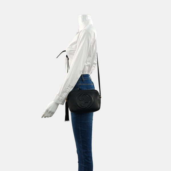 Authenticated pre-owned  Soho Small Calfskin Black - Crossbody Bag at Looply