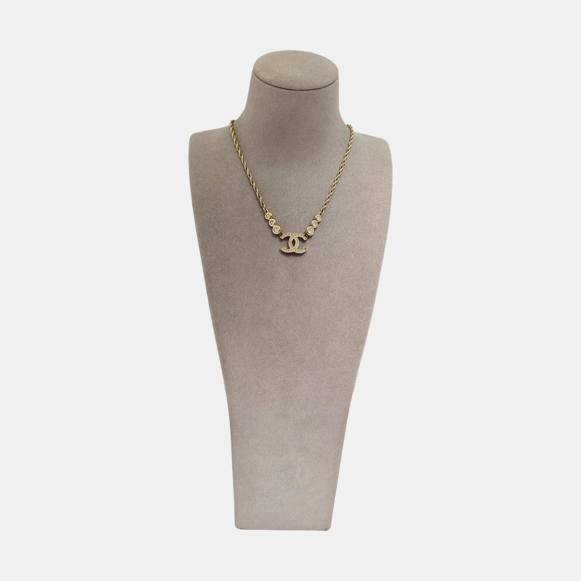 Authenticated pre-owned  Gold Tone Metal Synthetic Crystal Gold Necklace - Necklace at Looply