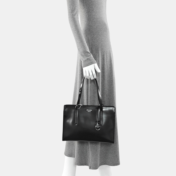 Re-Edition Medium Calfskin Black