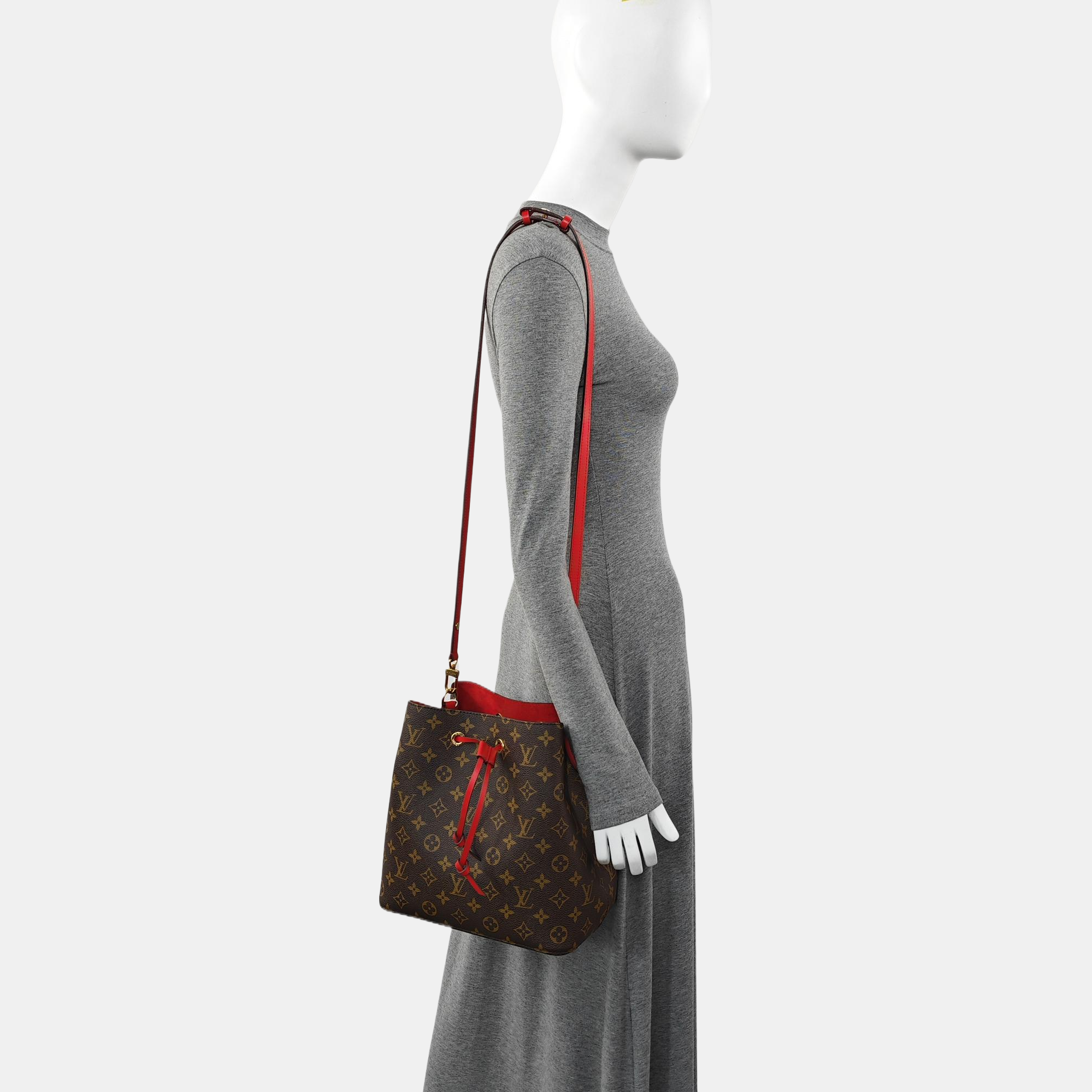 NÉONOÉ MM Monogram Coated Canvas Brown