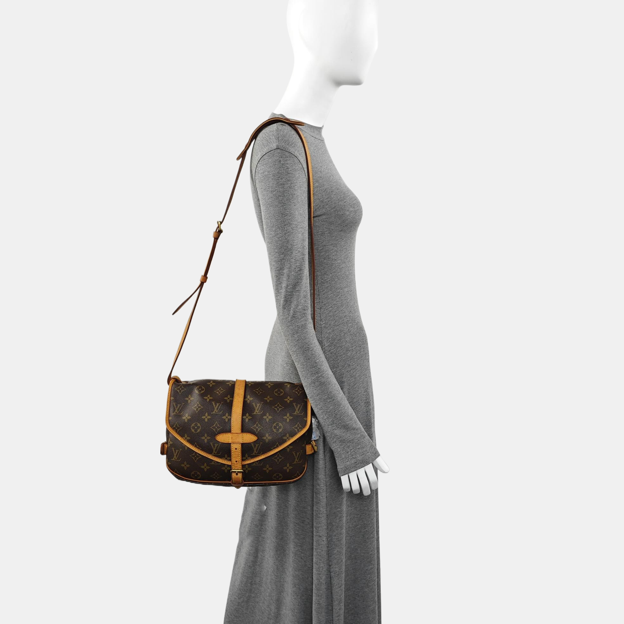 SAUMUR 30 Monogram Coated Canvas Brown