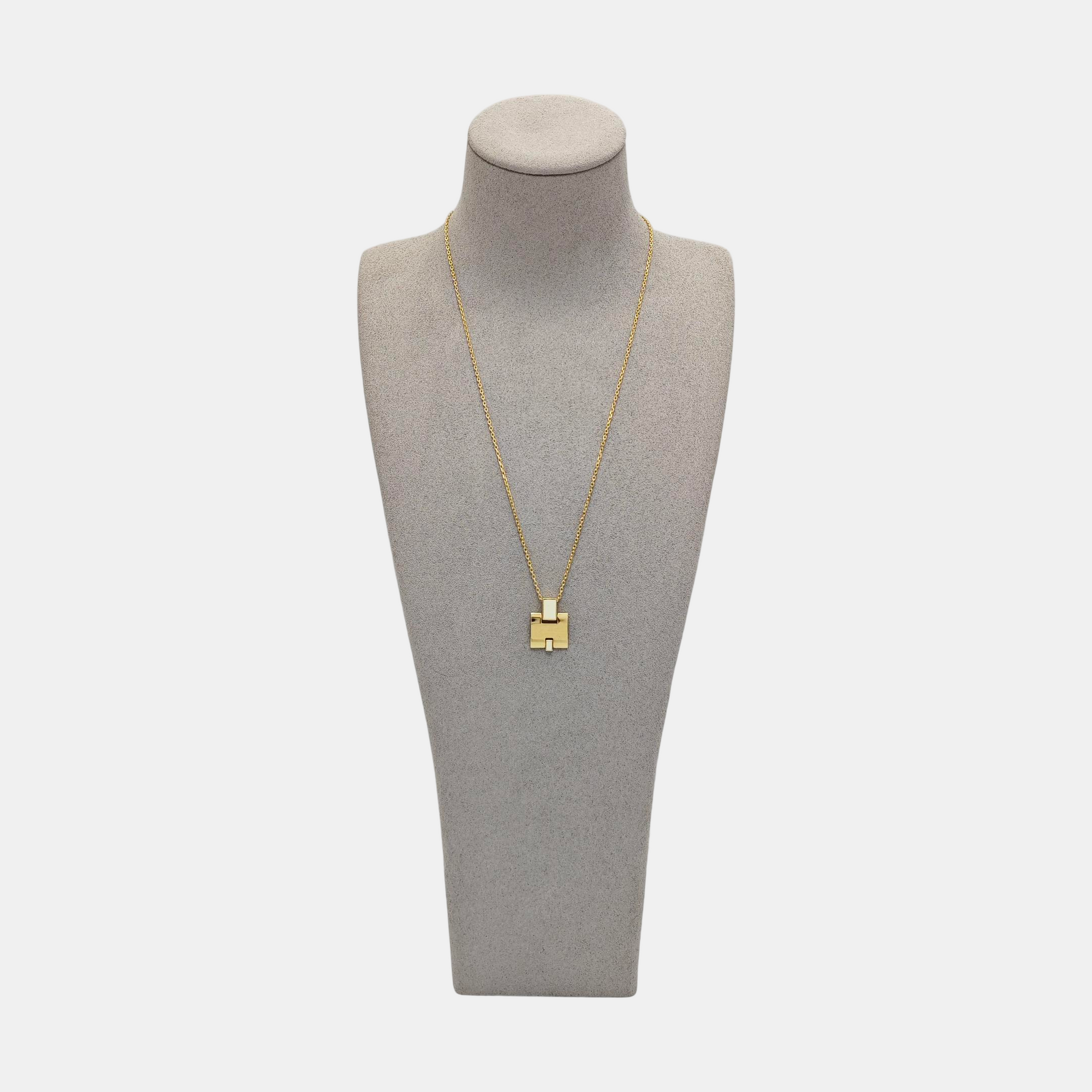 Eileen Metal Gold Necklace