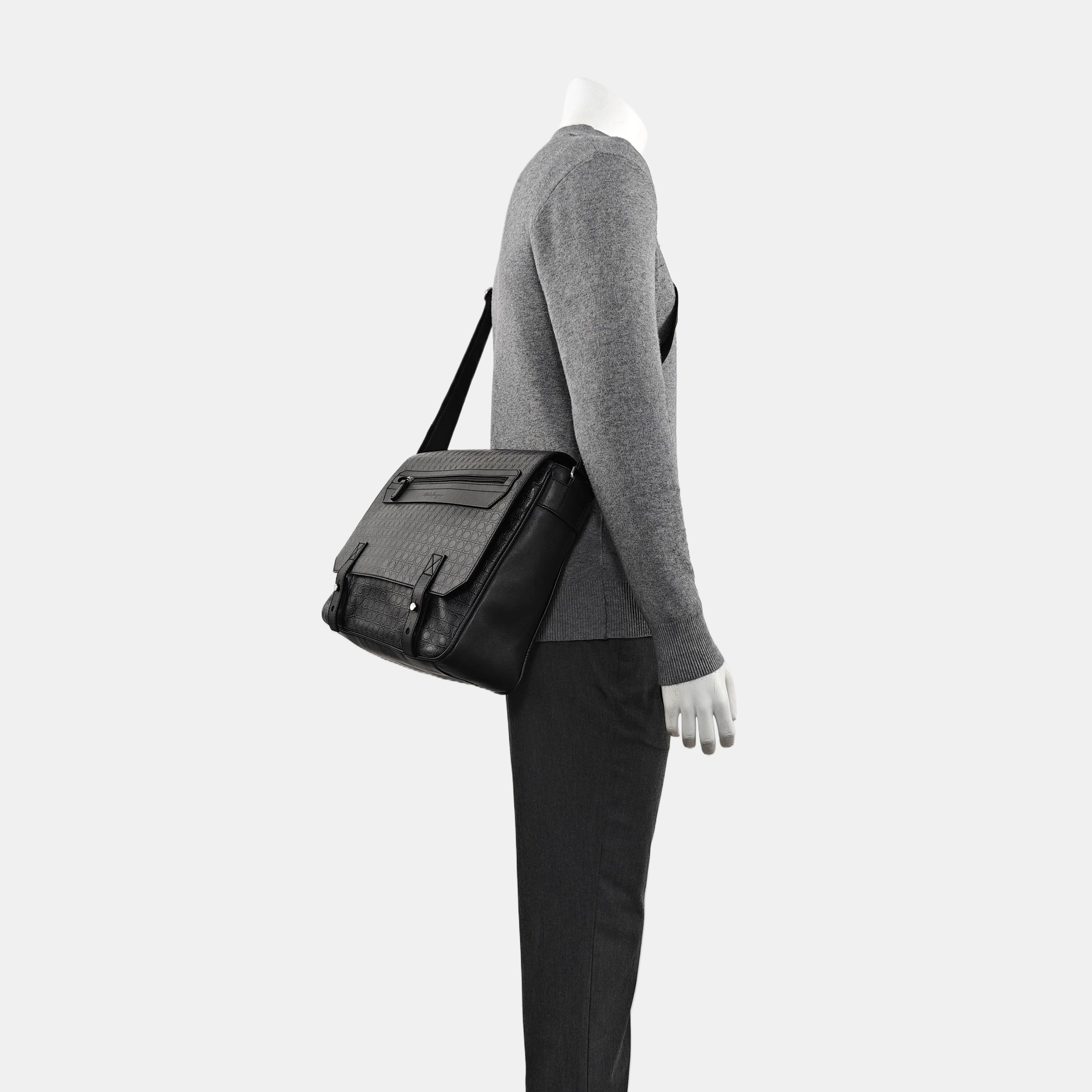 Calfskin Shoulder Bag Black