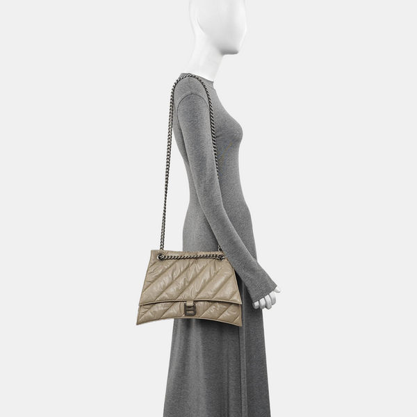 Crush Medium Quilted Calfskin Beige