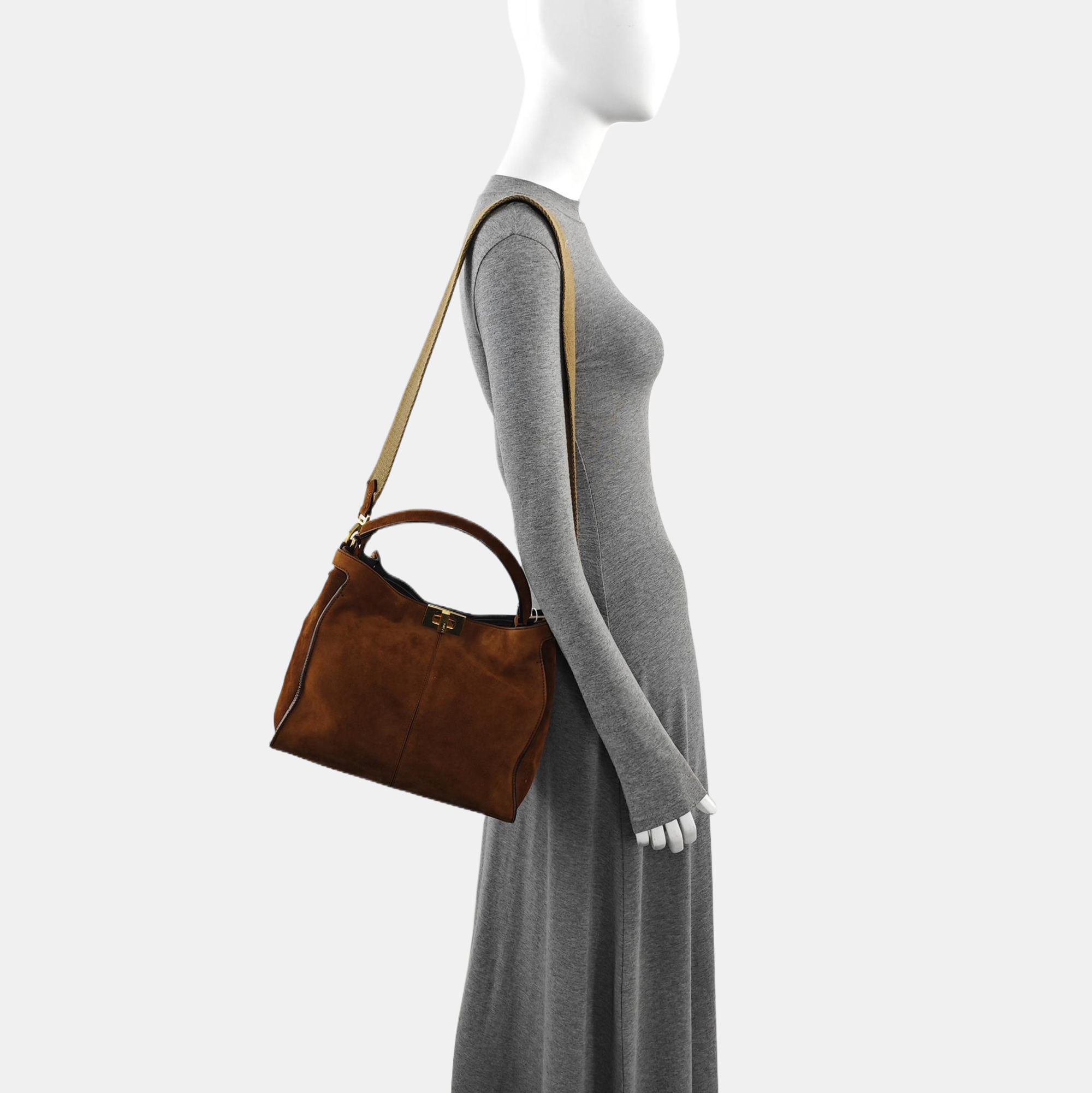 Peekaboo  Essential Medium Suede Brown