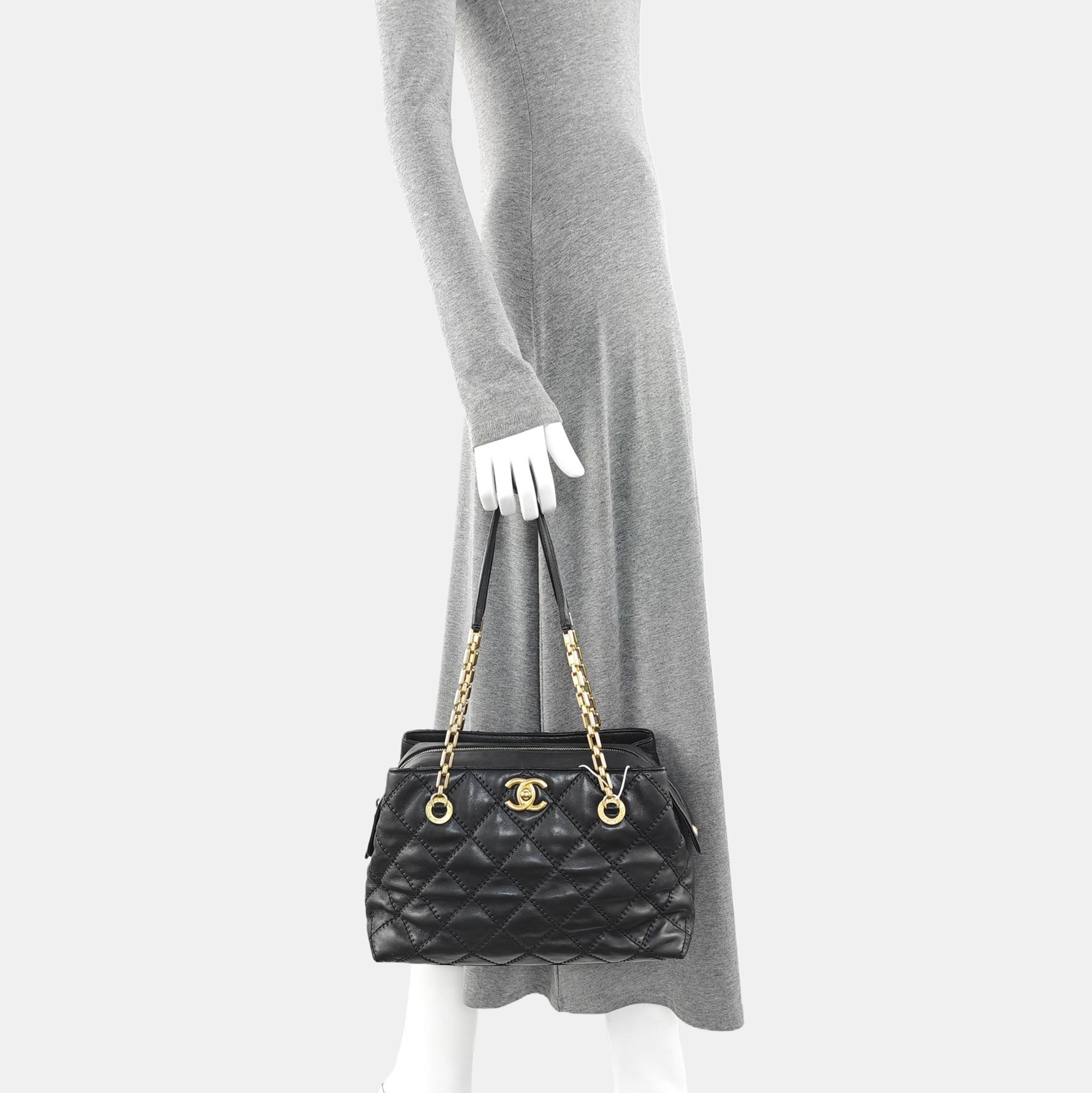 Quilted Calfskin Tote Bag Black