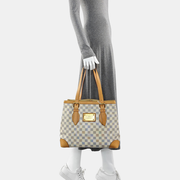 HAMPSTEAD MM Damier Azur Coated Canvas White