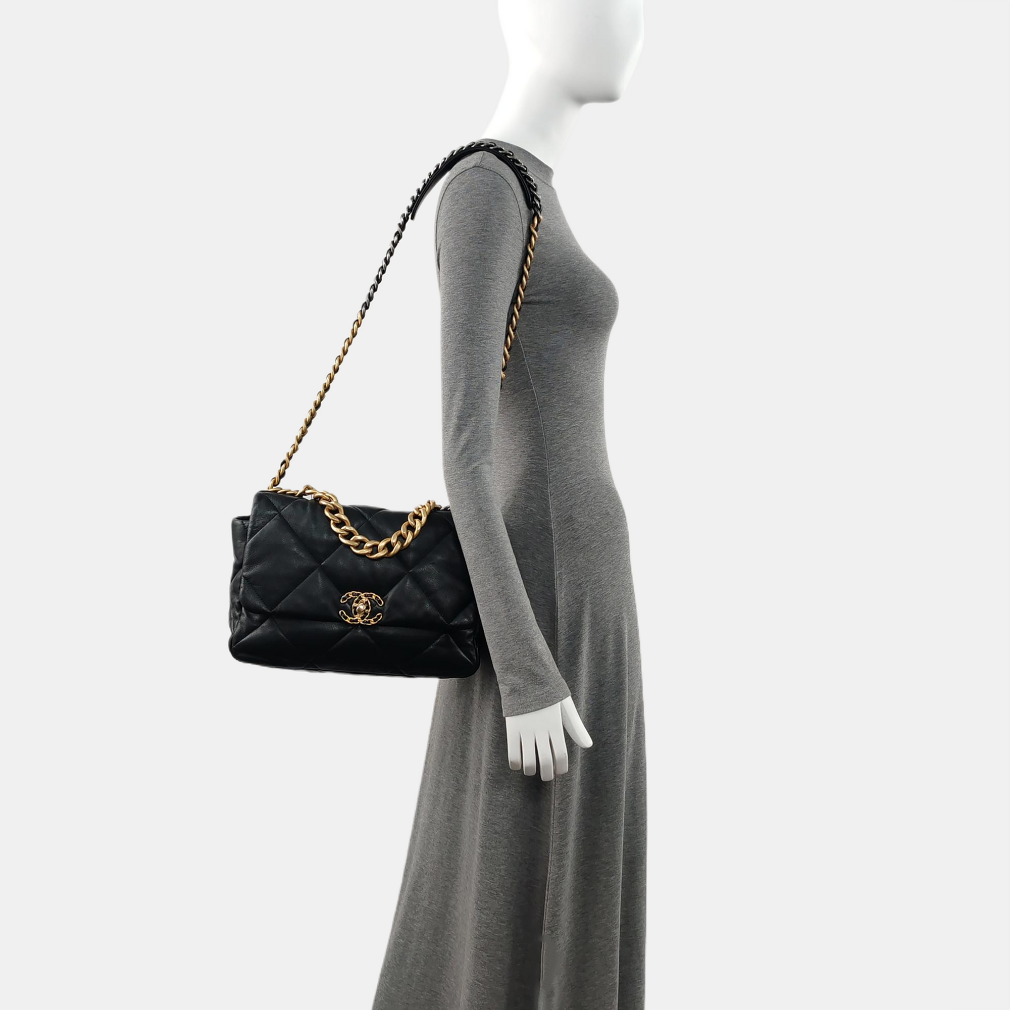 CHANEL 19 Large Quilted Lambskin Black
