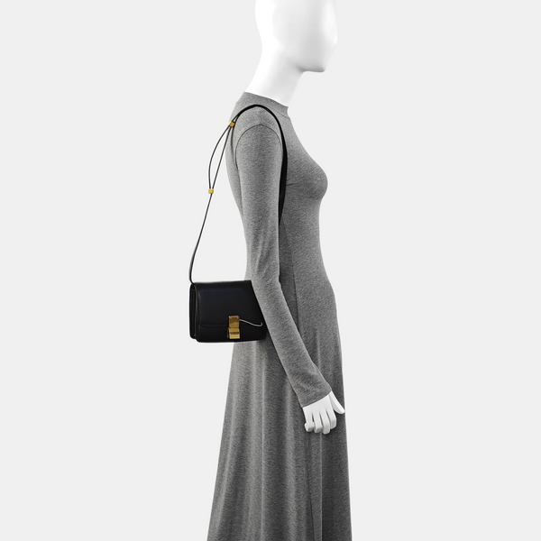 Authenticated pre-owned  CLASSIC BOX Mini Calfskin Black - Shoulder Bag at Looply