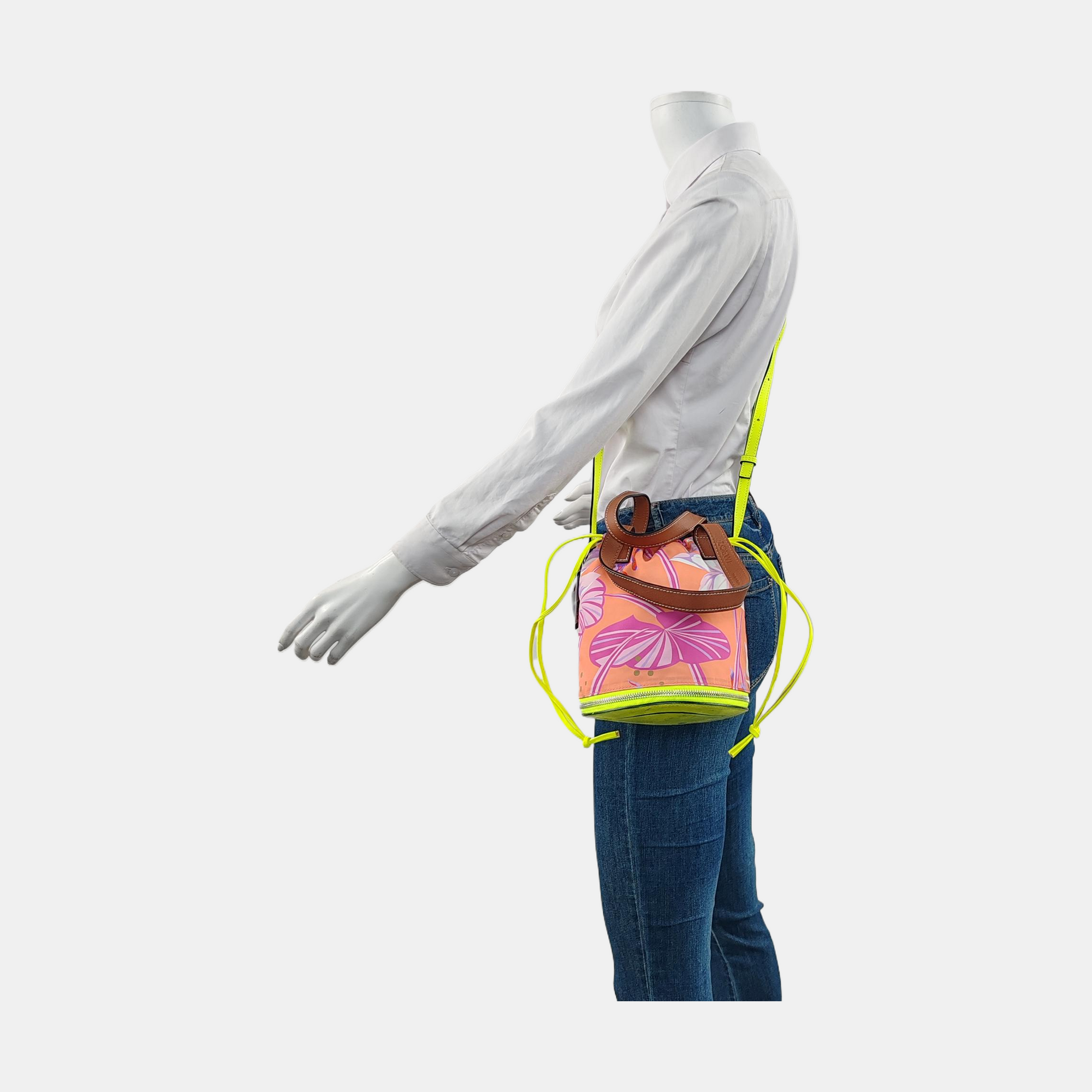 Authenticated pre-owned  Hammock Canvas Multicolor - Bucket Bag at Looply